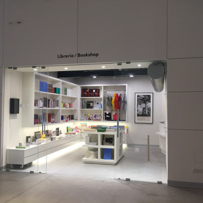 book shop hangar bicoccca (4 of 8)