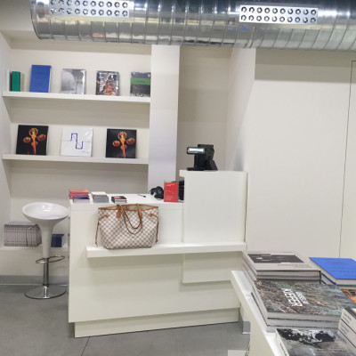 book shop hangar bicoccca (6 of 8)